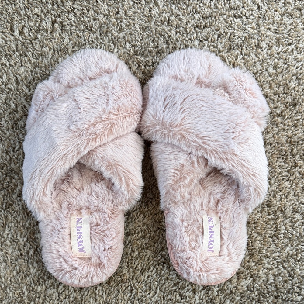Women's Pink Fuzzy Slippers